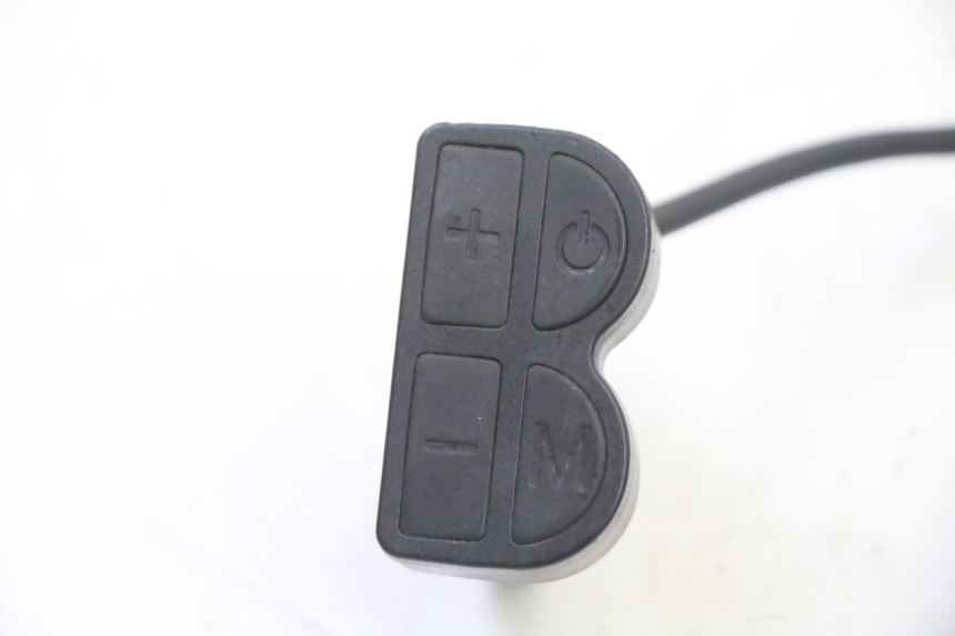 photo de SPEEDOMETER NAMI STELLAR 1