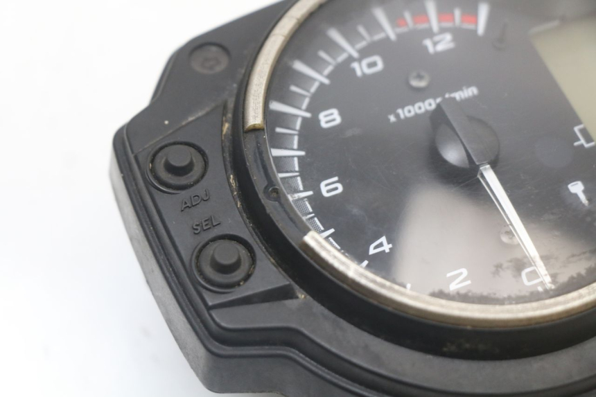 photo de SPEEDOMETER SUZUKI GSR 750 (2011 - 2017)