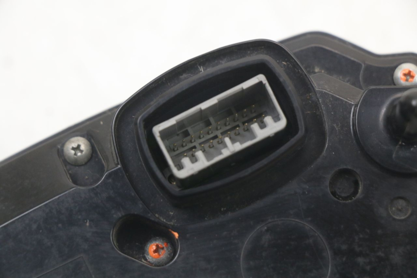 photo de SPEEDOMETER SUZUKI GSR 750 (2011 - 2017)