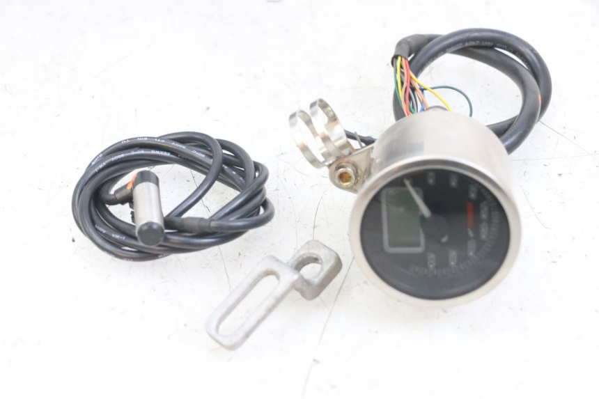 photo de SPEEDOMETER SUZUKI SV N 650 (1999 - 2002)