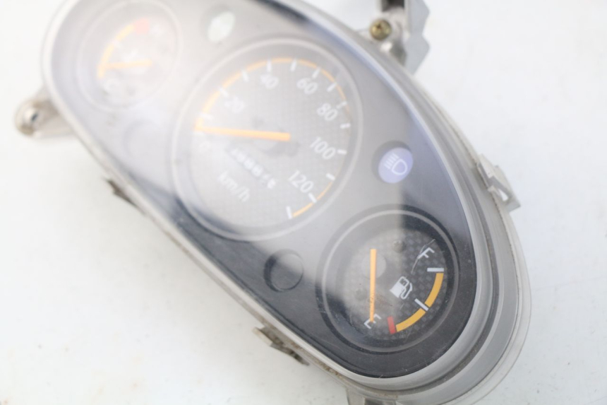 photo de SPEEDOMETER SUZUKI UC EPICURO 125 (1999 - 2003)