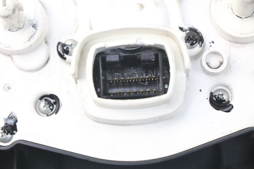 photo de SPEEDOMETER TRIUMPH SPRINT ST ABS 1050 (2005 - 2007)