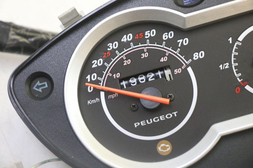 photo de SPEEDOMETER PEUGEOT TWEET 4T 50 (2018 - 2020)
