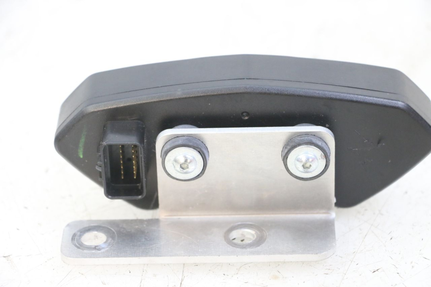 photo de SPEEDOMETER VENT DERAPAGE 50 (2018 - 2023)