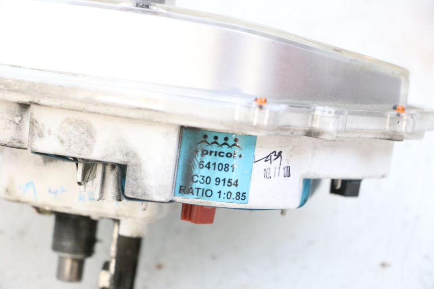 photo de SPEEDOMETER PIAGGIO VESPA GTS SUPER IE 125 (2009 - 2016) - Product overview