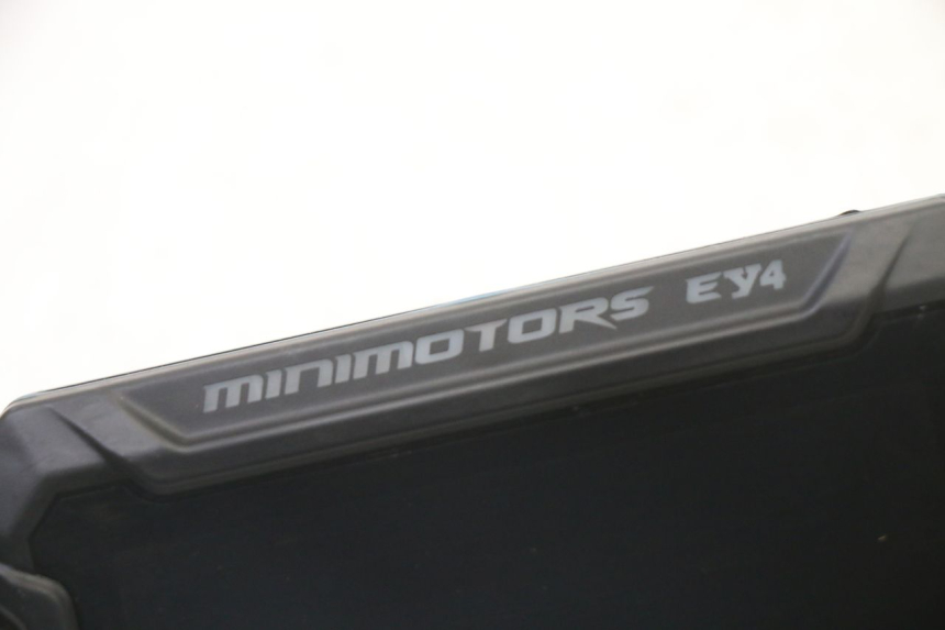 photo de SPEEDOMETER DUALTRON VICTOR LIMITED 1