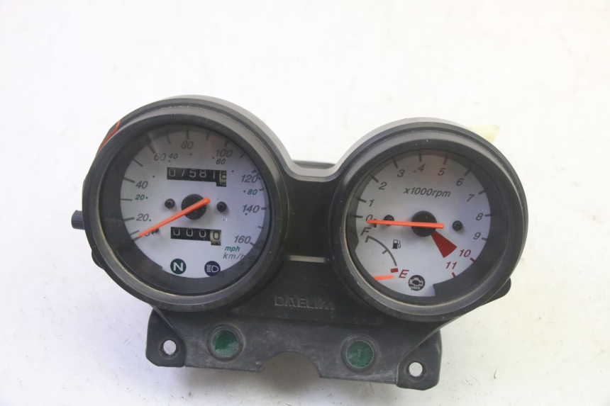 photo de SPEEDOMETER DAELIM VJ ROADWIN FI 125 (2008 - 2017) - Main view
