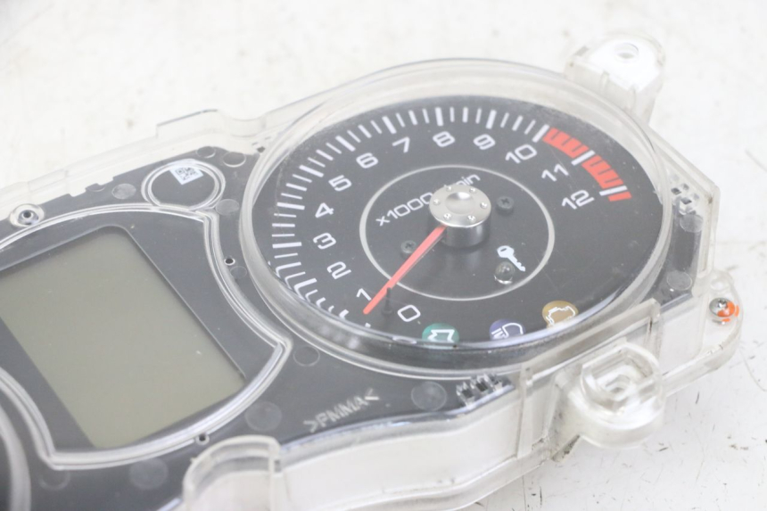 photo de SPEEDOMETER YAMAHA X-MAX XMAX 125 (2010 - 2014)