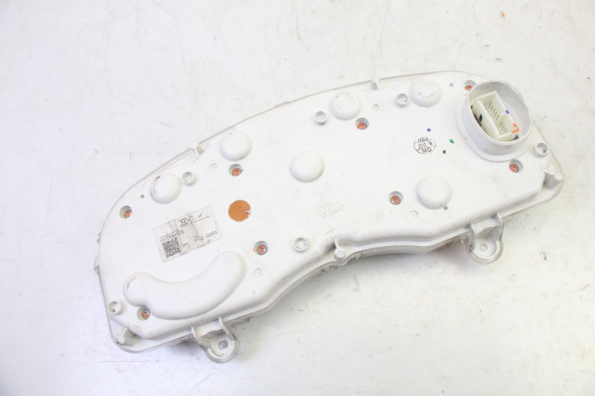 photo de SPEEDOMETER YAMAHA X-MAX XMAX 125 (2010 - 2014) - Surface and material condition