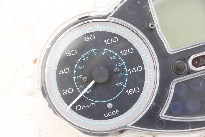 photo de SPEEDOMETER PIAGGIO XEVO - X EVO 125 (2007 - 2017) - High-resolution close-up