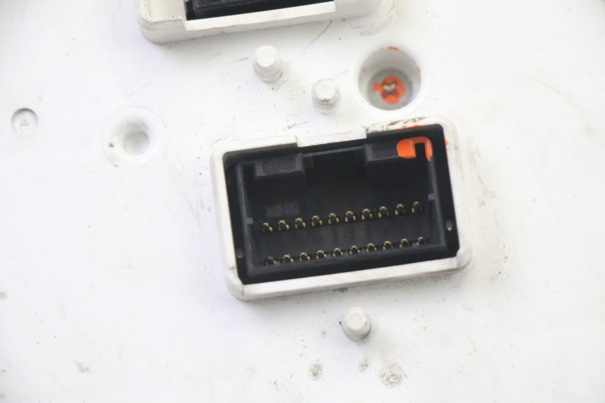 photo de SPEEDOMETER PIAGGIO XEVO - X EVO 125 (2007 - 2016)
