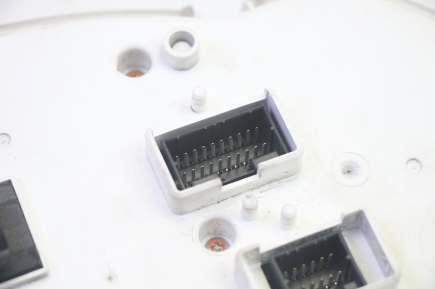 photo de SPEEDOMETER PIAGGIO XEVO - X EVO 125 (2007 - 2016) - Distinctive features