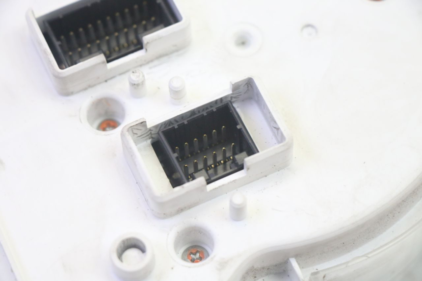 photo de SPEEDOMETER PIAGGIO XEVO - X EVO 125 (2007 - 2016) - Component zoom