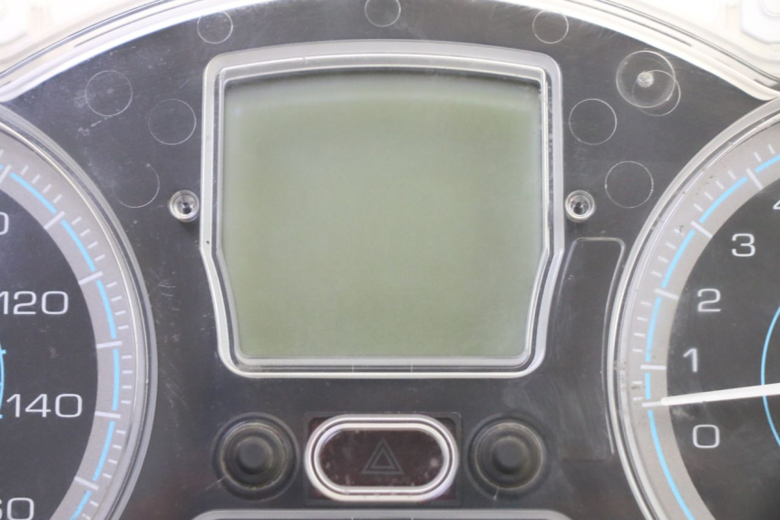 photo de SPEEDOMETER PIAGGIO XEVO - X EVO 125 (2007 - 2016) - Technical close-up