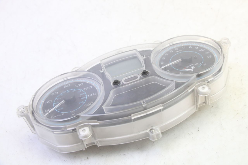 photo de SPEEDOMETER PIAGGIO XEVO - X EVO 125 (2007 - 2016) - Surface and material condition