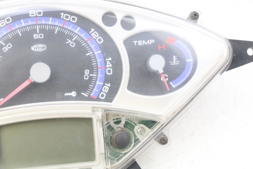 photo de SPEEDOMETER YAMAHA XMAX X-MAX 125 (2006 - 2009)