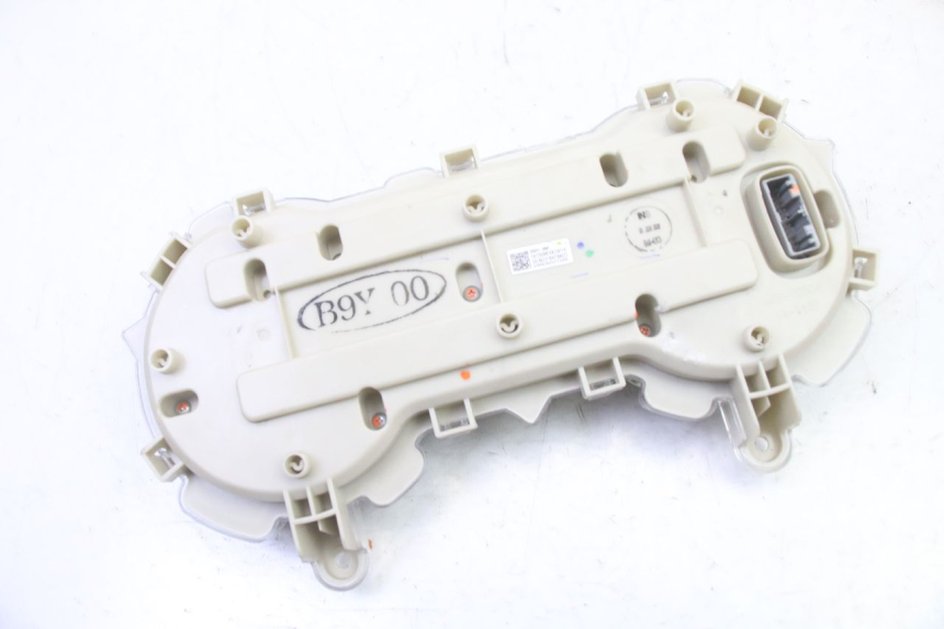 photo de SPEEDOMETER YAMAHA XMAX X-MAX 125 (2021 - 2025)