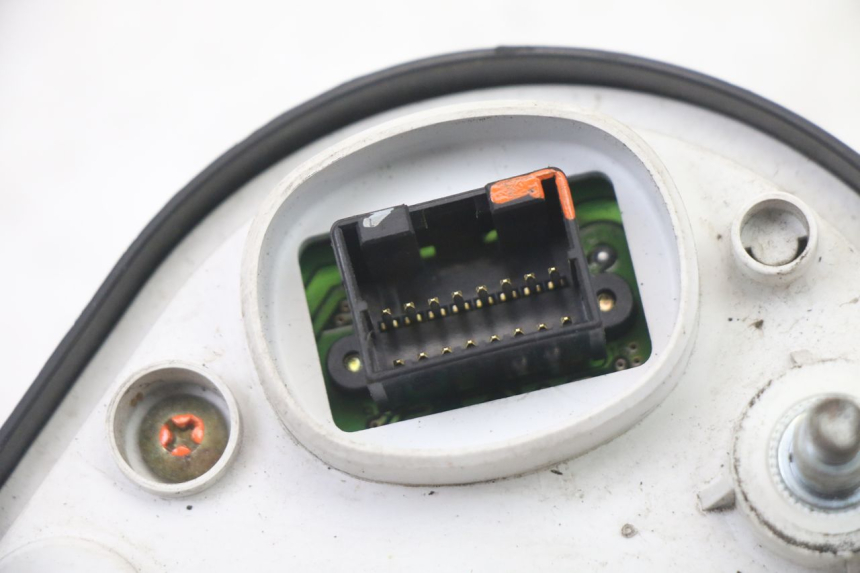 photo de SPEEDOMETER YAMAHA FZS FAZER 600 (2001 - 2003)