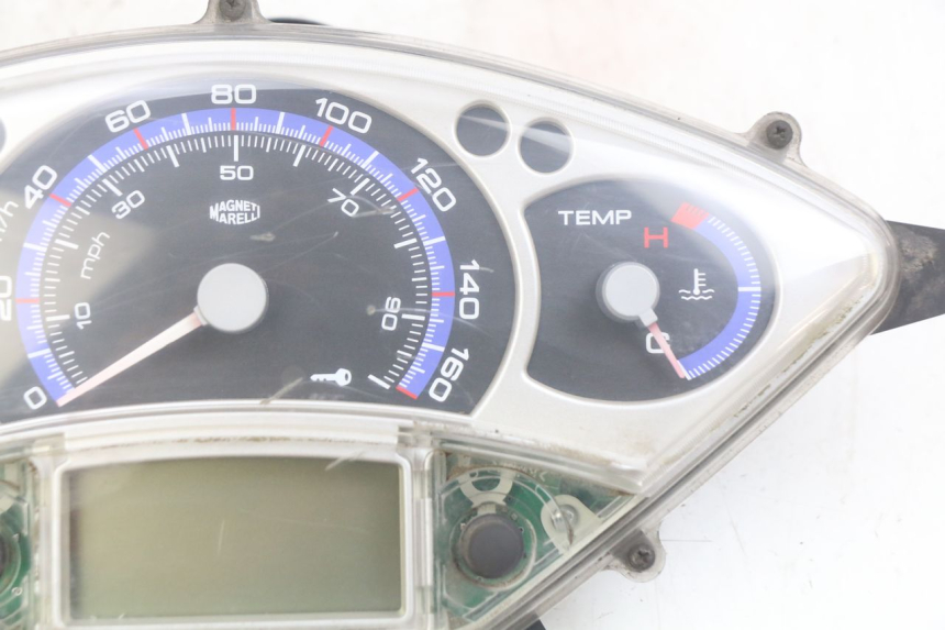 photo de SPEEDOMETER YAMAHA XMAX X-MAX 125 (2006 - 2009)