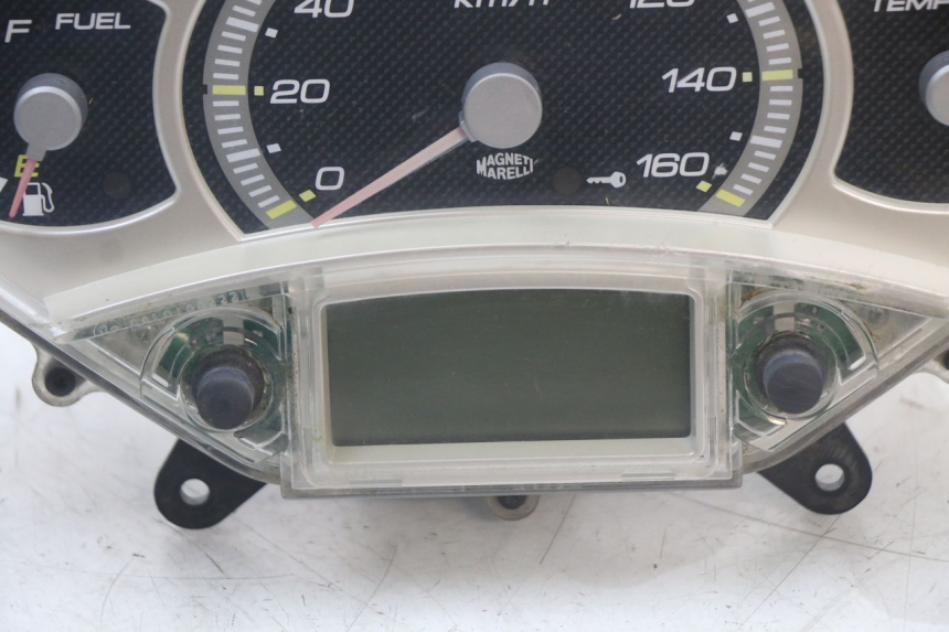 photo de SPEEDOMETER YAMAHA XMAX X-MAX 125 (2006 - 2009)