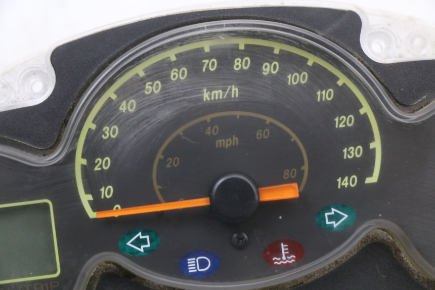 photo de SPEEDOMETER YAMAHA YP MAJESTY 125 (2002 - 2006)