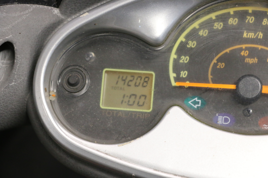 photo de SPEEDOMETER YAMAHA YP MAJESTY 125 (2002 - 2006)