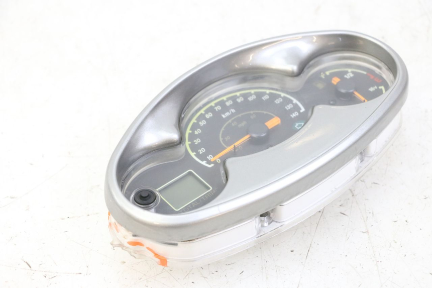 photo de SPEEDOMETER YAMAHA YP MAJESTY 125 (2002 - 2006)