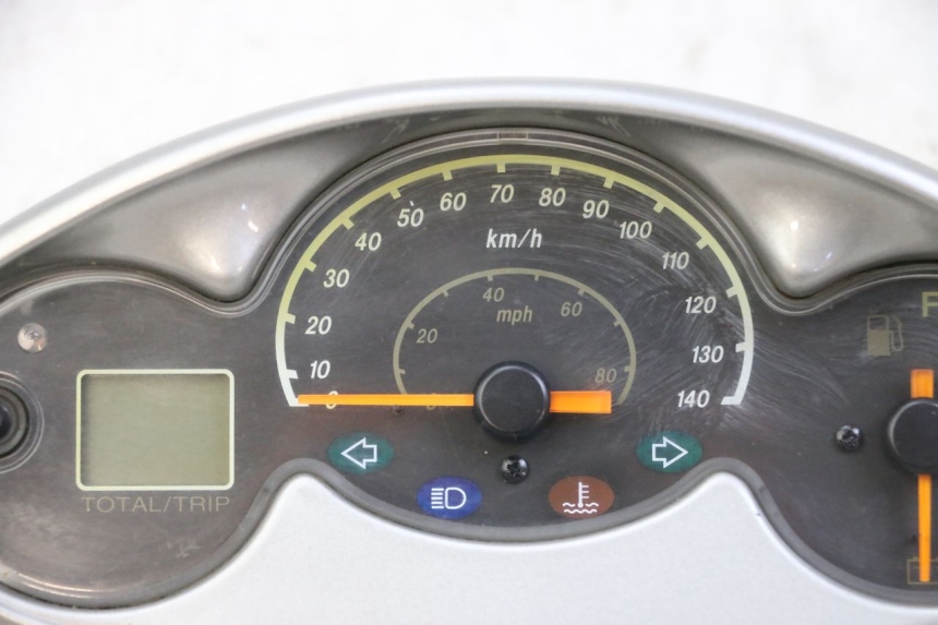photo de SPEEDOMETER YAMAHA YP MAJESTY 125 (2002 - 2006)