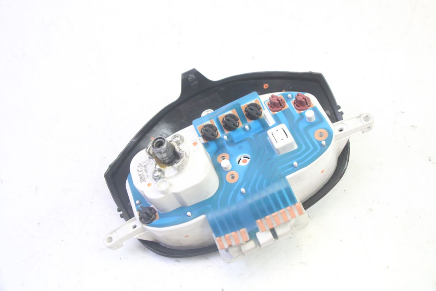 photo de SPEEDOMETER PIAGGIO ZIP 4T 50 (2018 - 2020) - Fixing points details