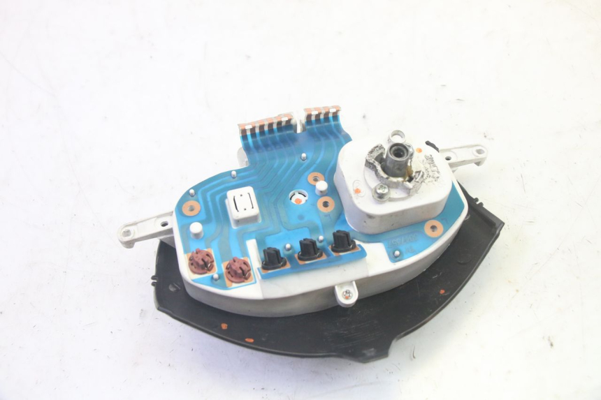 photo de SPEEDOMETER PIAGGIO ZIP 4T 50 (2018 - 2020) - Surface and material condition