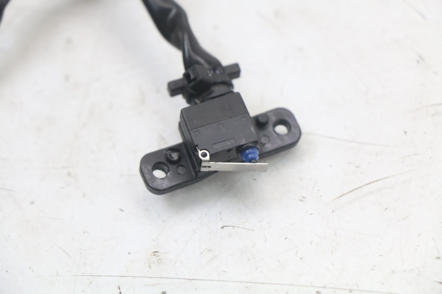 photo de CLUTCH SWITCH ROYAL ENFIELD CONTINENTAL GT 650 (2019 - 2024)