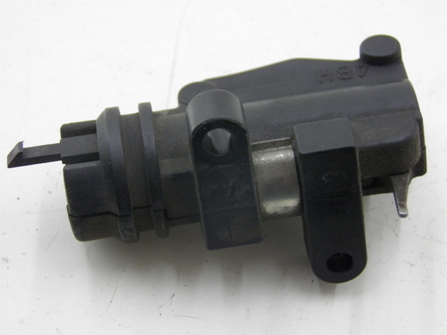 photo de CLUTCH SWITCH YAMAHA XJS DIVERSION 600 (1997 - 1999)