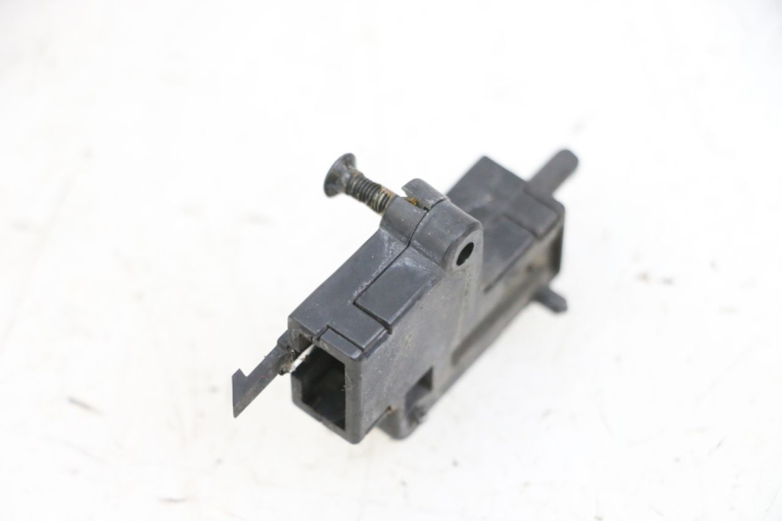 photo de CLUTCH SWITCH KAWASAKI ZR 7 750 (1999 - 2001) - Technical close-up