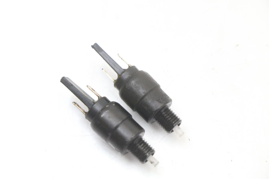 photo de STOP LIGHT SWITCH APRILIA SR CARB LC 2T 50 (2004 - 2012)