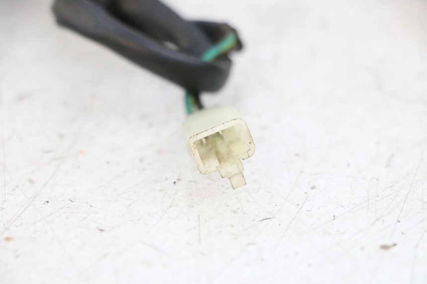 photo de REAR STOP LIGHT SWITCH MAG POWER BOMBERS 4T 50 (2016 - 2026) - Zoom on usage condition