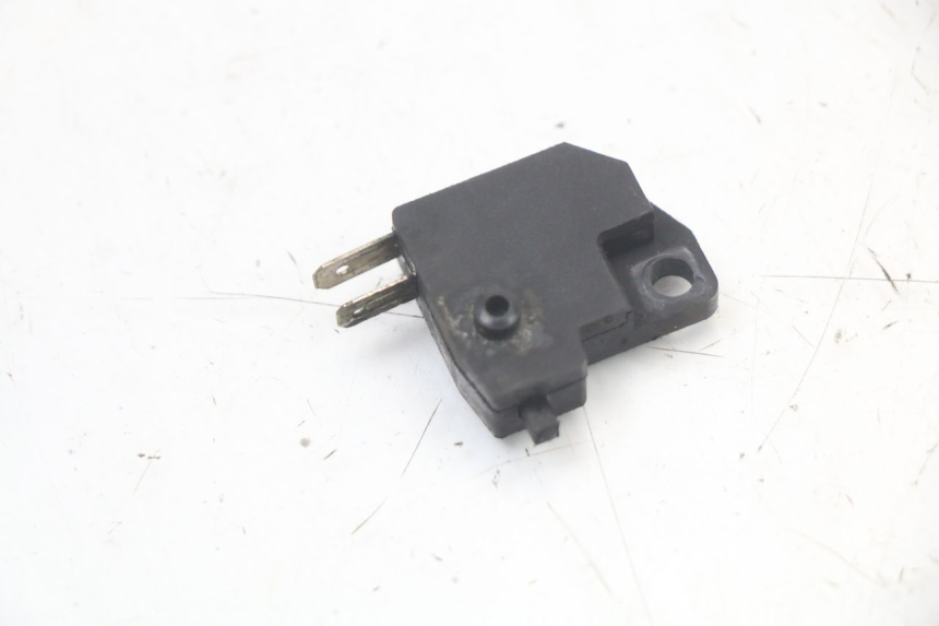 photo de REAR STOP LIGHT SWITCH EBROH BRAVO GLE 1 (2020 - 2024)