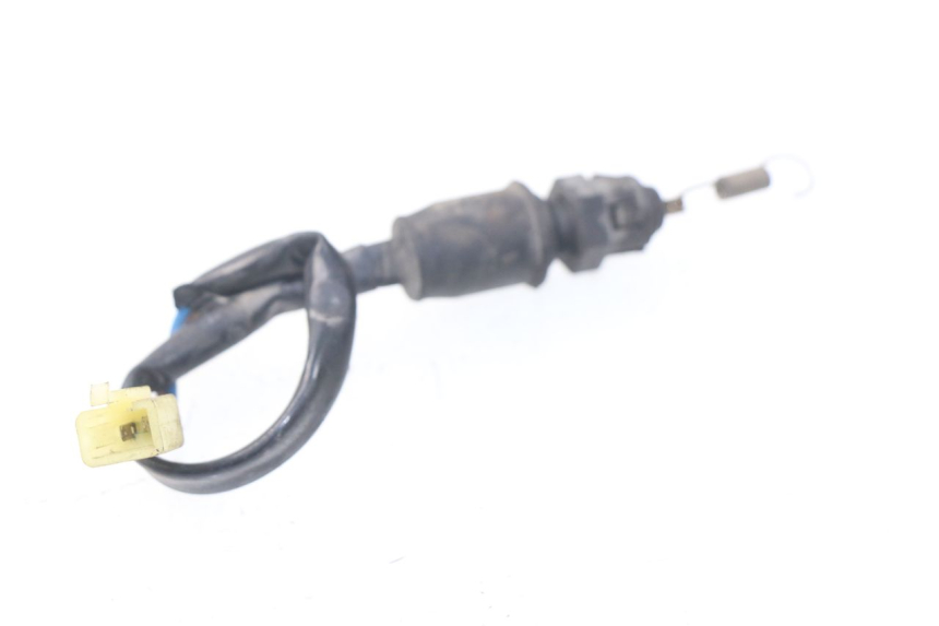 photo de REAR STOP LIGHT SWITCH KAWASAKI GPZ S 500 (1994 - 2005)