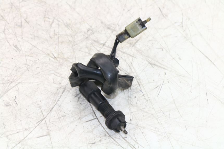 photo de REAR STOP LIGHT SWITCH HONDA NTV REVERSE 650 (1993 - 1994)