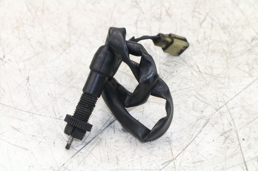 photo de REAR STOP LIGHT SWITCH HONDA NTV REVERSE 650 (1993 - 1994)