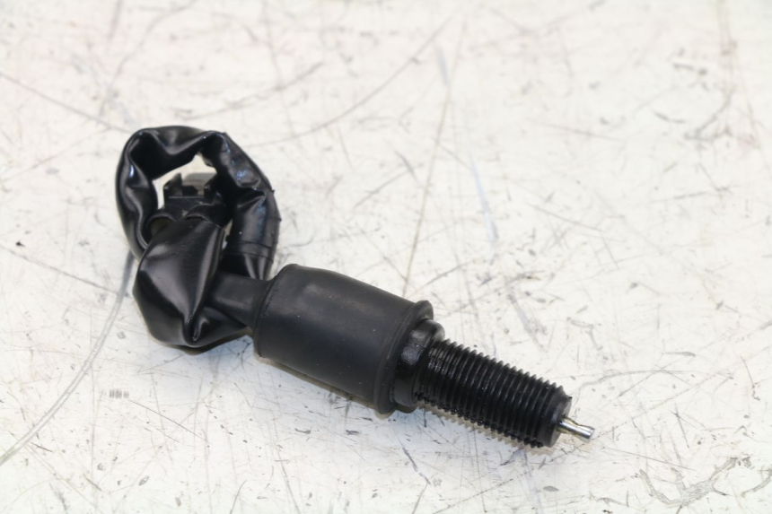photo de REAR STOP LIGHT SWITCH KAWASAKI ER-6 ER6 F 650 (2009 - 2011)