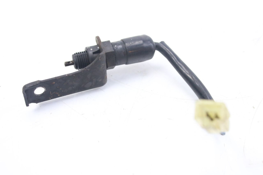 photo de REAR BRAKE LIGHT SWITCH KAWASAKI ZZR 600 (1995 - 2004)