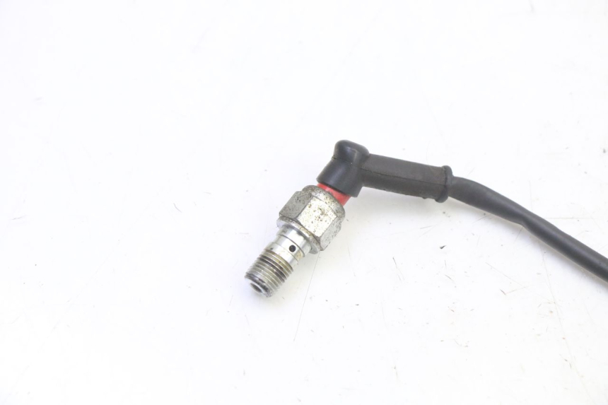 photo de REAR STOP LIGHT SWITCH GILERA SMT SUPERMOTARD 50 (2009 - 2017)