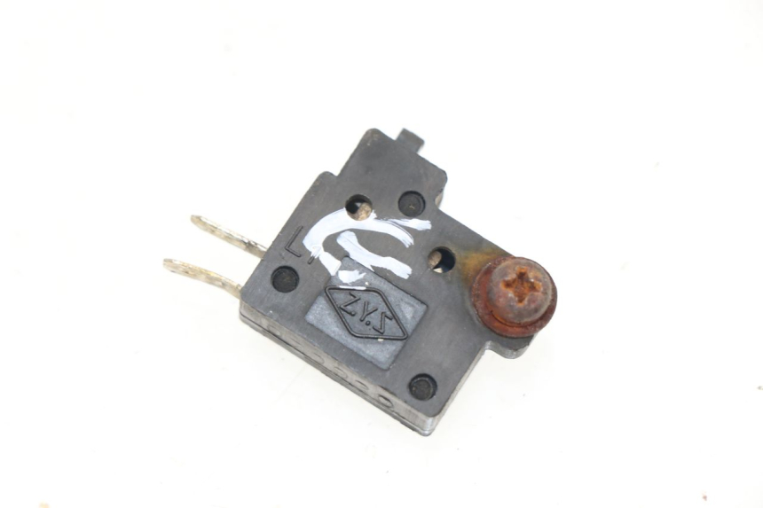 photo de REAR STOP LIGHT SWITCH SYM GTS 125 (2005 - 2008)