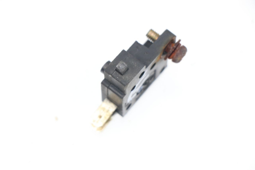 photo de REAR STOP LIGHT SWITCH SYM GTS 125 (2005 - 2008)