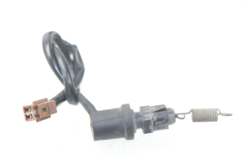 photo de REAR BRAKE LIGHT SWITCH YAMAHA TDM ABS 900 (2002 - 2014)