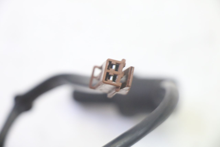 photo de REAR STOP LIGHT SWITCH YAMAHA TDM ABS 900 (2002 - 2014) - Technical close-up