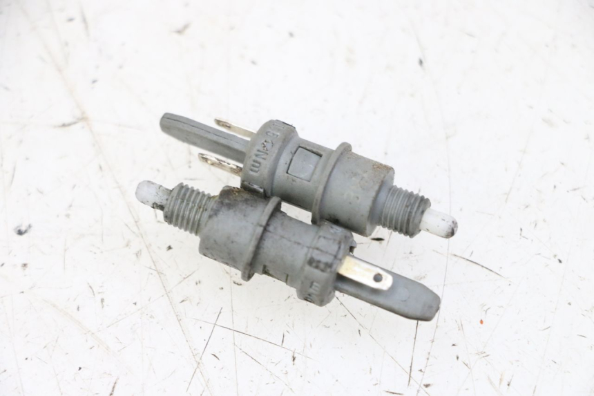 photo de STOP LIGHT SWITCH PEUGEOT CITYSTAR 50 (2013 - 2017)