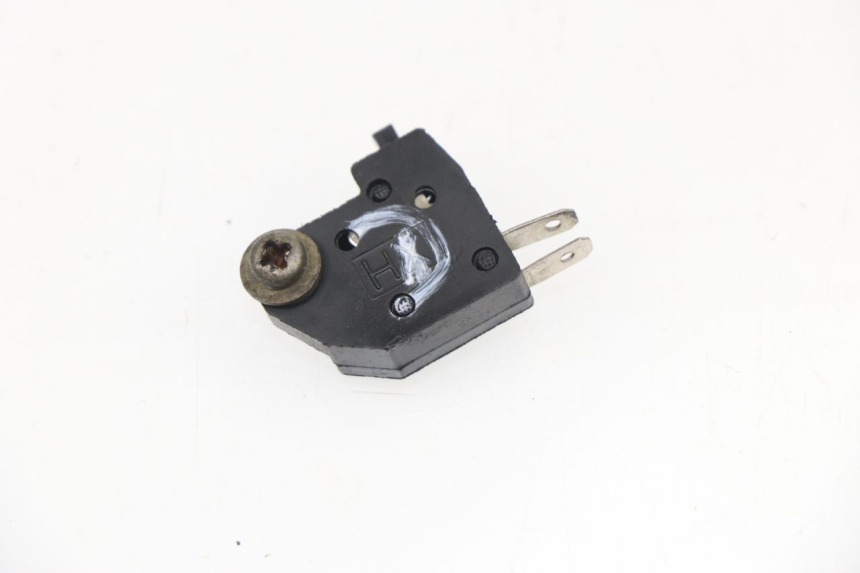 photo de RIGHT STOP LIGHT SWITCH BAOTIAN TRAVEL SPIRIT 50 (2010 - 2012)