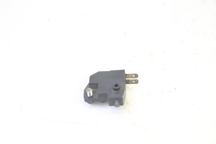 photo de RIGHT BRAKE LIGHT SWITCH SUZUKI BURGMAN 125 (2007 - 2014)
