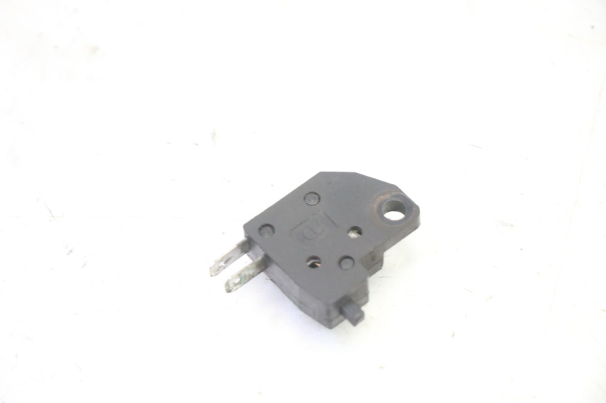 photo de RIGHT STOP LIGHT SWITCH ORCAL CAVARO 4T 50 (2019 - 2023)